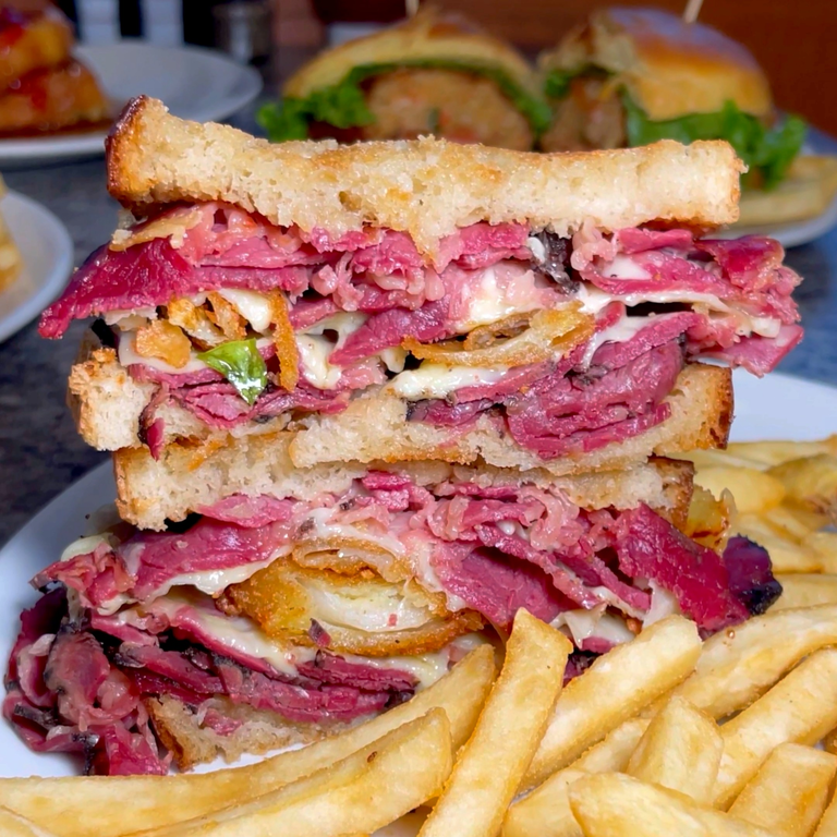 Pastrami Sandwich Delight